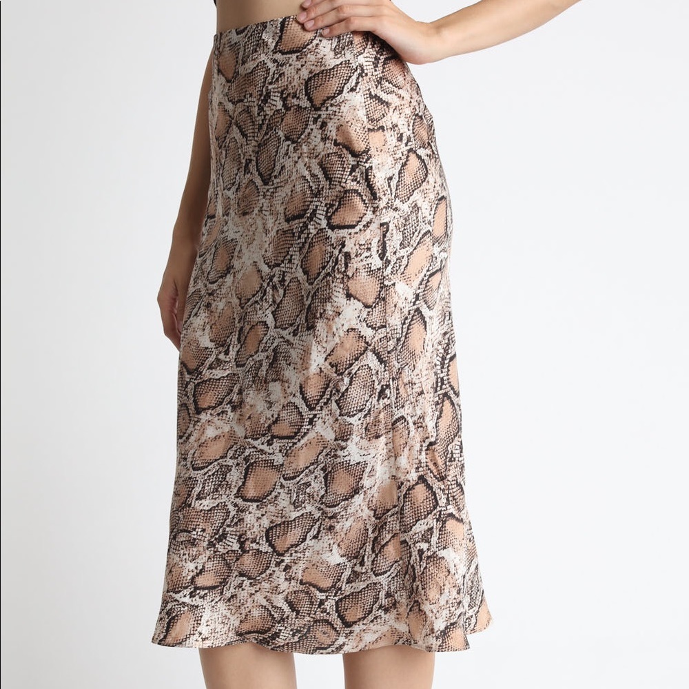 🎉 SALE! Snakeskin Print Midi Skirt - Picture 11 of 12